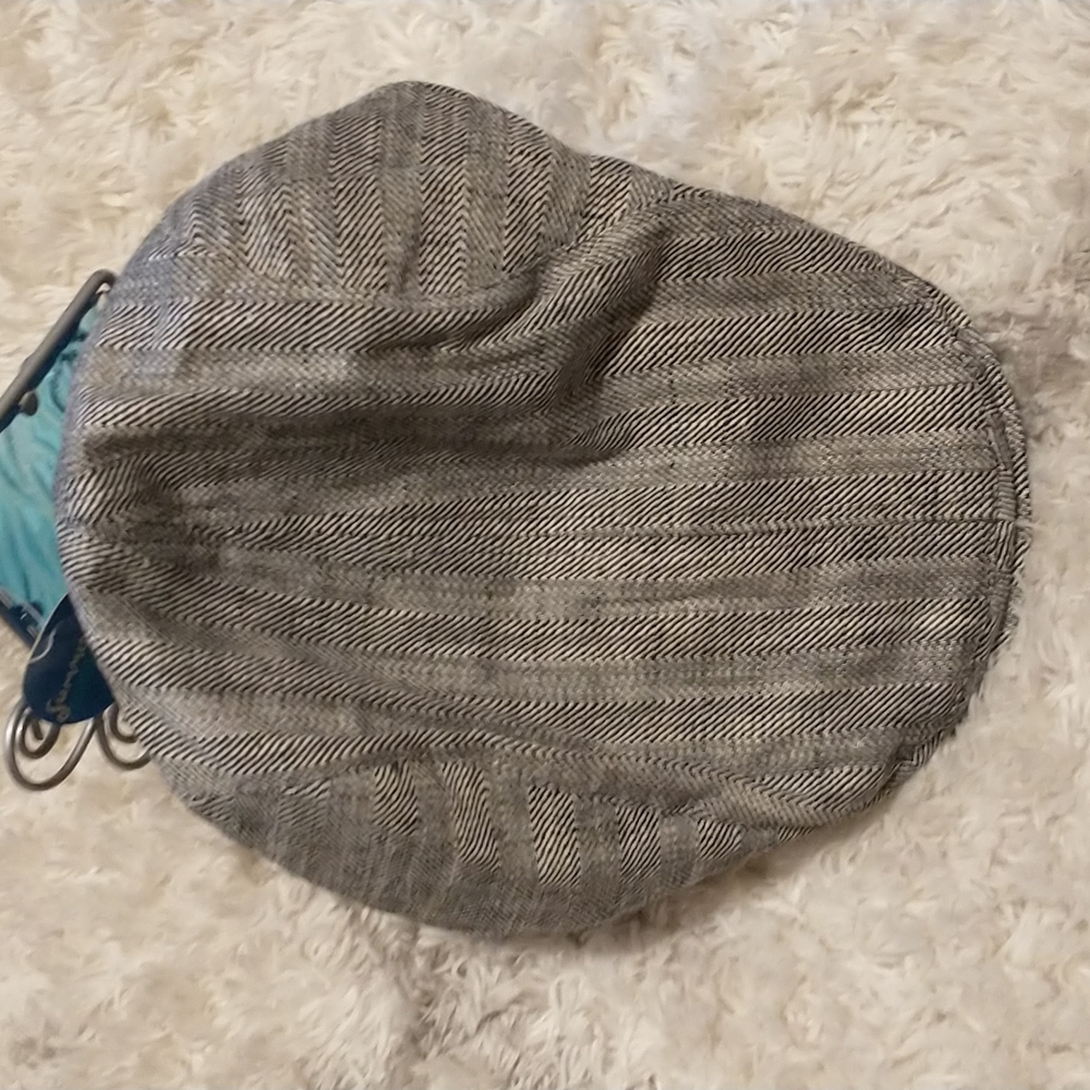 Erigaray men's hat size L Newsboy style